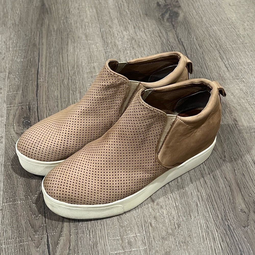 Women’s J/SLIDES 8.5 Tan Leather Platform Sneaker Boots Booties